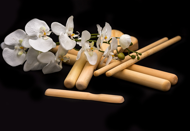 Orchideen mit Zirbenholzstäben
